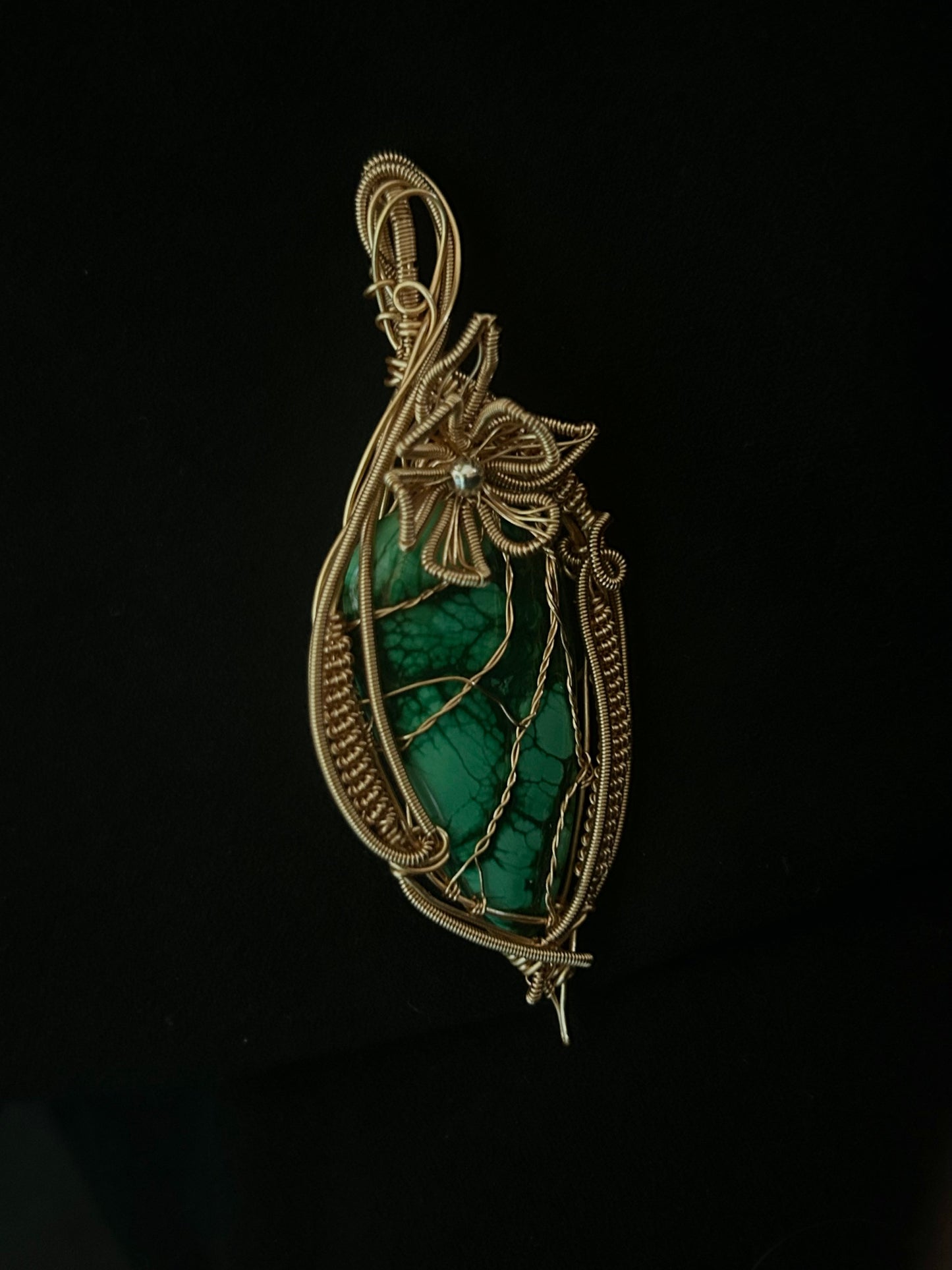 Vines and Flower - Malachite Pendant - Golden